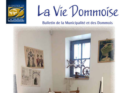 Domme, Bienvenue à Domme, bienvenue en plein coeur du Périgord Noir : C'est vers 1281 que le roi Philippe III - dit le hardi - décide de créer la  bastide de Domme sur la barre, cette falaise qui domine la rivière Dordogne de plus de 15Om. Le charme de Domme est indéniable, il y règne une atmosphère particulière, calme et sereine qui apaise l'âme autant que l'exceptionnel panorama sur la vallée de la Dordogne qui dévoile aussi bien le château de Montfort, le village de la Roque Gageac et le château de Beynac. Mais le hasard a offert bien d'autres trésors à Domme